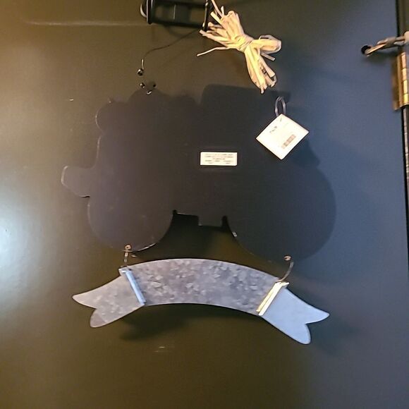 Hobby Lobby  Welcome Sign - Picture 6 of 9